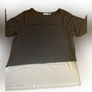 SUSAN GRAVER 1X BLACK AND IVORY COLORBLOCK ASYMMETRIC TUNIC TOP